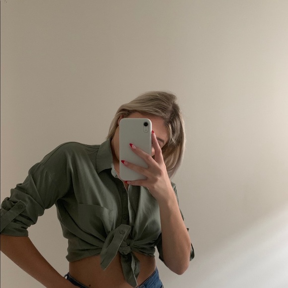 Muted green button up FOREVER 21 - Picture 3 of 3